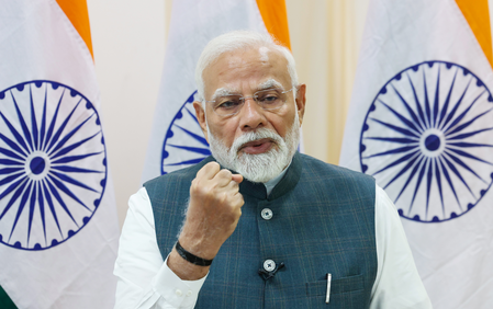 जीवन की हर जरूरत में सब स्वदेशी हो, मन की बात में पीएम मोदी ने दिया वोकल फॉर लोकल का संदेश जीवन की हर जरूरत में सब स्वदेशी हो, मन की बात में पीएम मोदी ने दिया वोकल फॉर लोकल का संदेश