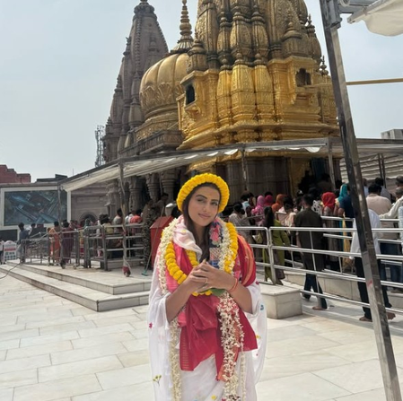 आप नहीं तो मैं कुछ नहीं, अक्षरा सिंह ने फैंस को कहा शुक्रिया आप नहीं तो मैं कुछ नहीं, अक्षरा सिंह ने फैंस को कहा शुक्रिया