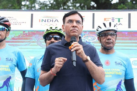 Three-day National Sports Day celebrations have transformed into true Jan Andolan: Mandaviya Three-day National Sports Day celebrations have transformed into true Jan Andolan: Mandaviya