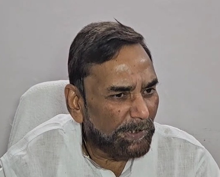 तेजस्वी सीएम फेस के स्वघोषित उम्मीदवार, कांग्रेस घास डालने के लिए नहीं तैयार राजीव रंजन तेजस्वी सीएम फेस के स्वघोषित उम्मीदवार, कांग्रेस घास डालने के लिए नहीं तैयार राजीव रंजन