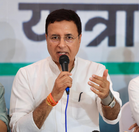 वोटर अधिकार यात्रा बन चुका है जनांदोलन, लड़ाई रहेगी जारी रणदीप सुरजेवाला वोटर अधिकार यात्रा बन चुका है जनांदोलन, लड़ाई रहेगी जारी रणदीप सुरजेवाला