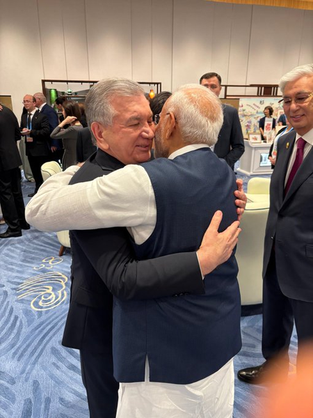 PM Modi discusses ties, perspectives with Turkmenistan, Uzbek, Kyrgyz Presidents at SCO summit PM Modi discusses ties, perspectives with Turkmenistan, Uzbek, Kyrgyz Presidents at SCO summit