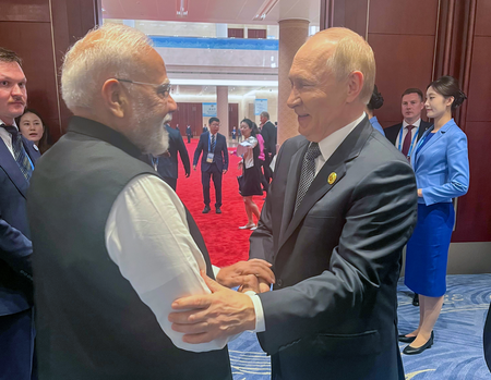 Putin lauds India's efforts in resolving Ukraine conflict Putin lauds India's efforts in resolving Ukraine conflict