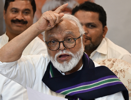 Chhagan Bhujbal 'boycotts' Cabinet meeting a day after govt decides to provide Kunbi status to Marathas