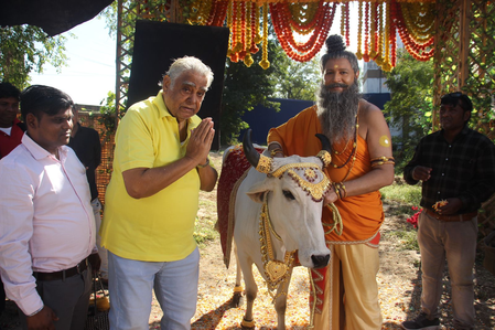 Shiv Sagar says ‘an era gone’ as he mourns loss of father Prem Sagar Shiv Sagar says ‘an era gone’ as he mourns loss of father Prem Sagar