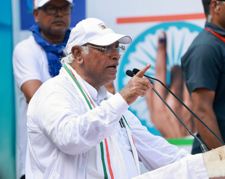 Voter Adhikar Yatra being discussed across India: Kharge