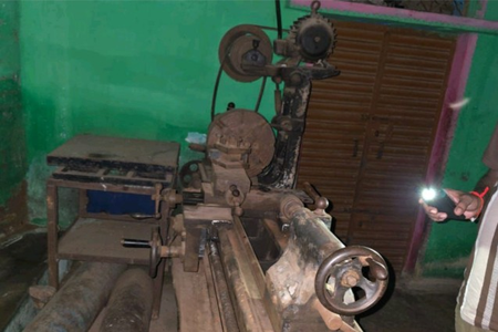 MP Police uncover illegal arms manufacturing unit in Tikamgarh MP Police uncover illegal arms manufacturing unit in Tikamgarh