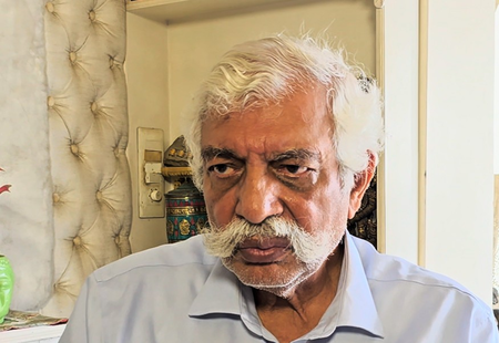अमेरिका ने सोचा था कि हम रोएंगे और गिड़गिड़ाएंगे...रक्षा विशेषज्ञ जीडी बख्शी ने ट्रंप पर कसा तंज अमेरिका ने सोचा था कि हम रोएंगे और गिड़गिड़ाएंगे...रक्षा विशेषज्ञ जीडी बख्शी ने ट्रंप पर कसा तंज