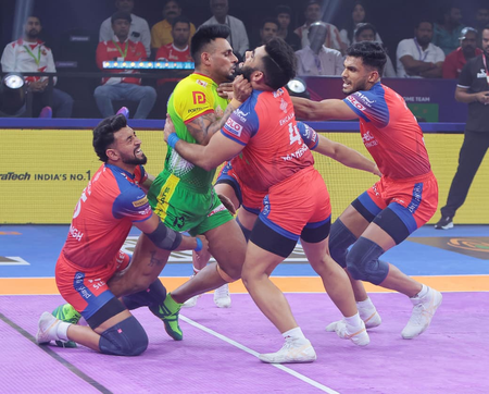 PKL Season 12: Defenders Sumit, Ashu shine as UP Yoddhas claw their way back against Patna Pirates PKL Season 12: Defenders Sumit, Ashu shine as UP Yoddhas claw their way back against Patna Pirates