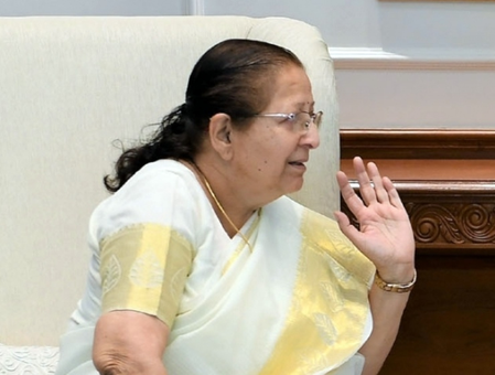 प्रधानमंत्री मोदी पर अपमानजनक टिप्पणी करना देश का अपमान सुमित्रा महाजन प्रधानमंत्री मोदी पर अपमानजनक टिप्पणी करना देश का अपमान सुमित्रा महाजन