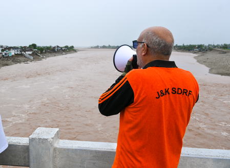 Jammu flood: Tawi, Chenab cross danger levels as heavy rainfall continues Jammu flood: Tawi, Chenab cross danger levels as heavy rainfall continues