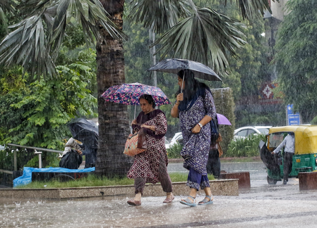 हिमाचल से ओडिशा तक अगले 3 घंटे में भारी बारिश का पूर्वानुमान, आईएमडी ने जारी किया अलर्ट