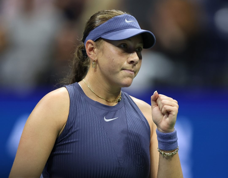 US Open: Anisimova sets Swiatek showdown in QF; Osaka stuns Gauff US Open: Anisimova sets Swiatek showdown in QF; Osaka stuns Gauff