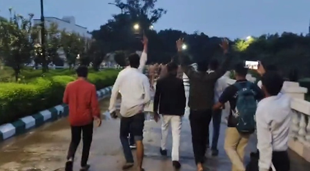 UP CM Yogi orders probe into lathi charge on ABVP workers in Barabanki, cop removed UP CM Yogi orders probe into lathi charge on ABVP workers in Barabanki, cop removed