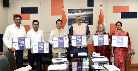 Kapas Kisan app will make cotton selling easier for farmers: Union Minister Kapas Kisan app will make cotton selling easier for farmers: Union Minister
