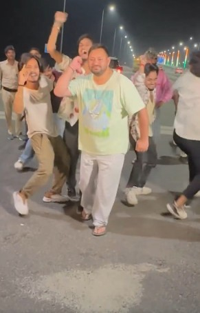 Tejashwi Yadav's dance video on Patna's Marine Drive goes viral; Jitan Ram Manjhi takes jibe