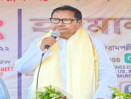 Ex-Bengal minister Paresh Chandra Adhikari, daughter Ankita get bail in school jobs case (Ld)