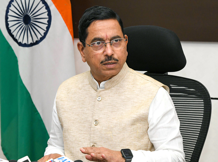 Pralhad Joshi to inaugurate hi-tech EV testing facility in Kolkata
