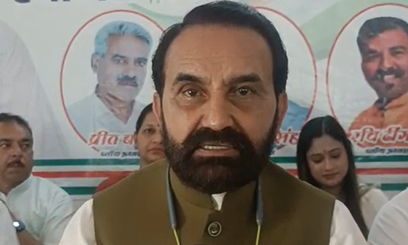 झूठ और फरेब की राजनीति करती है भाजपा शक्ति सिंह गोहिल झूठ और फरेब की राजनीति करती है भाजपा शक्ति सिंह गोहिल