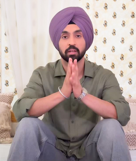 Diljit Dosanjh chooses to speak in Hindi, asks help for wounded Punjab after recent deluge Diljit Dosanjh chooses to speak in Hindi, asks help for wounded Punjab after recent deluge