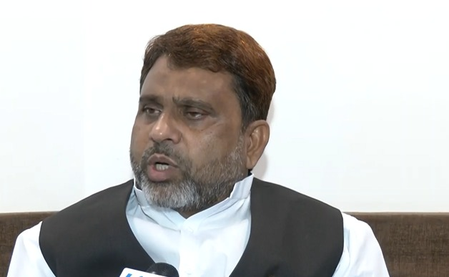 राजद को मुस्लिम वोट चाहिए लेकिन उसके नेतृत्व को बढ़ावा नहीं देना चाहते अख्तरुल ईमान राजद को मुस्लिम वोट चाहिए लेकिन उसके नेतृत्व को बढ़ावा नहीं देना चाहते अख्तरुल ईमान