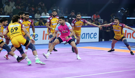 PKL 12: Vijay Malik, Bharat combine to give Telugu Titans first win of season PKL 12: Vijay Malik, Bharat combine to give Telugu Titans first win of season