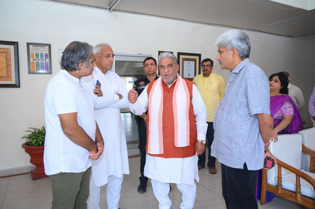 जीएसटी स्लैब में बदलाव से खुश हरियाणा के मंत्री, कृष्ण लाल पंवार बोले- आम आदमी को मिलेगी राहत जीएसटी स्लैब में बदलाव से खुश हरियाणा के मंत्री, कृष्ण लाल पंवार बोले- आम आदमी को मिलेगी राहत