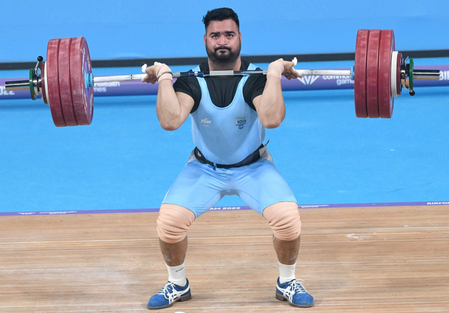 लवप्रीत सिंह कॉमनवेल्थ में देश में पदक दिलाने वाले प्रतिभावान वेटलिफ्टर लवप्रीत सिंह कॉमनवेल्थ में देश में पदक दिलाने वाले प्रतिभावान वेटलिफ्टर
