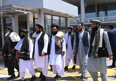 Refugees pour in even as Afghanistan grapples with quake aftermath Refugees pour in even as Afghanistan grapples with quake aftermath