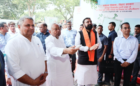 Bihar: Nitish Kumar lays foundation stones of several crore development schemes in Bhojpur and Buxar Bihar: Nitish Kumar lays foundation stones of several crore development schemes in Bhojpur and Buxar