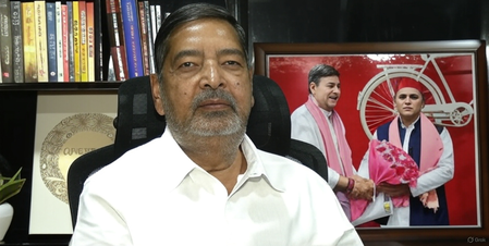 ट्रंप भगवान नहीं कि उनकी तारीफ से देश का भला हो जाएगा सपा सांसद वीरेंद्र सिंह ट्रंप भगवान नहीं कि उनकी तारीफ से देश का भला हो जाएगा सपा सांसद वीरेंद्र सिंह