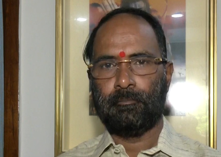 ‘नेता प्रतिपक्ष का पद बचाने पर ध्यान दें’, तेजस्वी यादव पर भाजपा नेता संजय मयूख