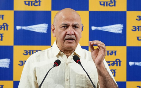 प्रधानमंत्री मोदी के पंजाब दौरे से पहले सिसोदिया ने बाढ़ राहत के लिए मांगे 60 हजार करोड़ रुपए प्रधानमंत्री मोदी के पंजाब दौरे से पहले सिसोदिया ने बाढ़ राहत के लिए मांगे 60 हजार करोड़ रुपए