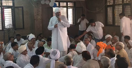 दिल्ली: बिंदापुर इलाके में टोल प्लाजा के विरोध में महापंचायत, पालम 360 खाप ने दी चेतावनी