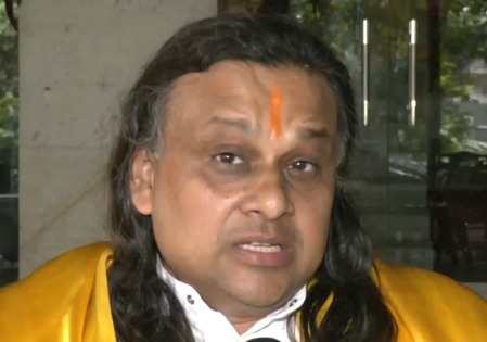 चंद्र ग्रहण का 12 राशियों पर अलग-अलग पड़ेगा प्रभाव आचार्य विक्रमादित्य चंद्र ग्रहण का 12 राशियों पर अलग-अलग पड़ेगा प्रभाव आचार्य विक्रमादित्य