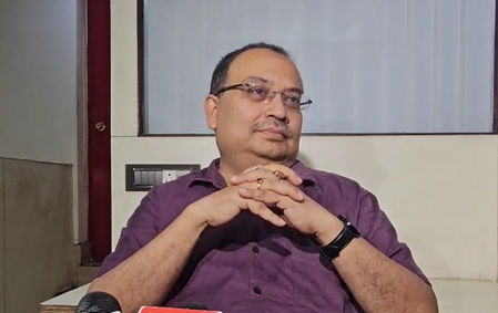 बॉर्डर से अवैध घुसपैठ होना केंद्र सरकार की विफलता कुणाल घोष बॉर्डर से अवैध घुसपैठ होना केंद्र सरकार की विफलता कुणाल घोष