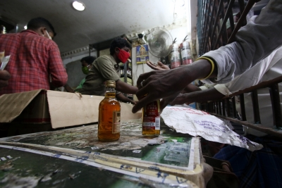 Kerala tipplers can now exchange plastic liquor bottles as sales hit record high