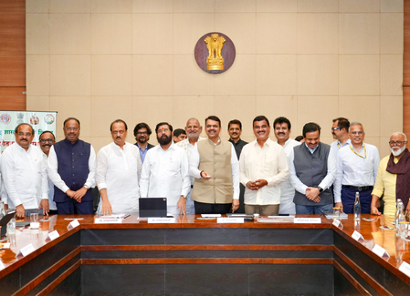 Maha govt launches 7th instalment of 'Namo Shetkari Yojana' Maha govt launches 7th instalment of 'Namo Shetkari Yojana'