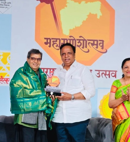 सुभाष घई ने फिल्म सिटी में गणेश महोत्सव में लिया हिस्सा, तस्वीर की पोस्ट