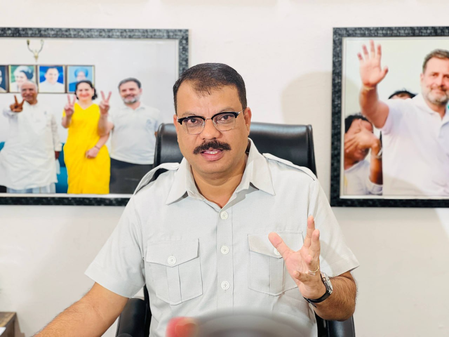 मध्य प्रदेश में खाद मांगने पर किसानों को मिल रही लाठी उमंग सिंघार मध्य प्रदेश में खाद मांगने पर किसानों को मिल रही लाठी उमंग सिंघार