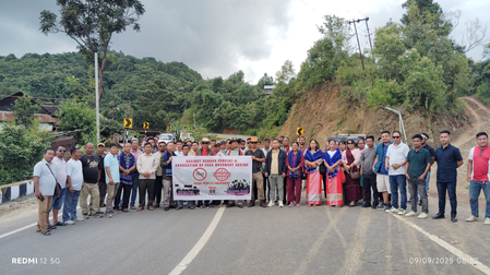 मणिपुर सरकार ने यूनाइटेड नगा काउंसिल से 'व्यापार प्रतिबंध' हटाने का आग्रह किया