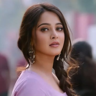 Will be stepping away from social media for a bit, says actress Anushka Shetty