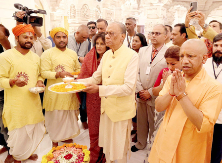 रामलला के दर्शन करने वाले मॉरीशस के नवीन चंद्र राम गुलाम बने दूसरे विदेशी पीएम