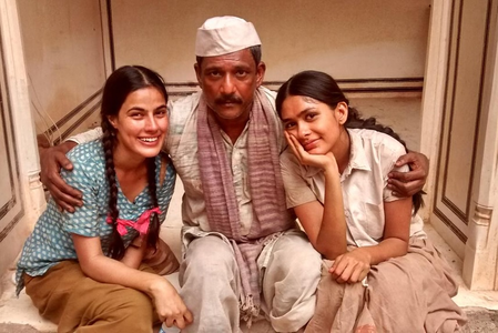 Mrunal Thakur clocks 7 years in Bollywood, credits all her success to debut movie 'Love Sonia' Mrunal Thakur clocks 7 years in Bollywood, credits all her success to debut movie 'Love Sonia'