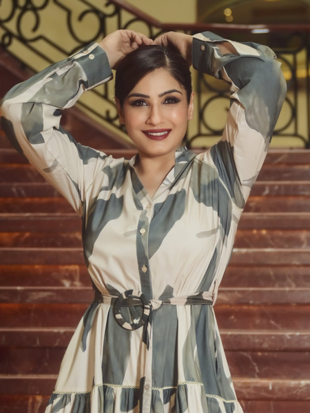 Raveena Tandon hopes Team India wears black bands while playing against Pakistan