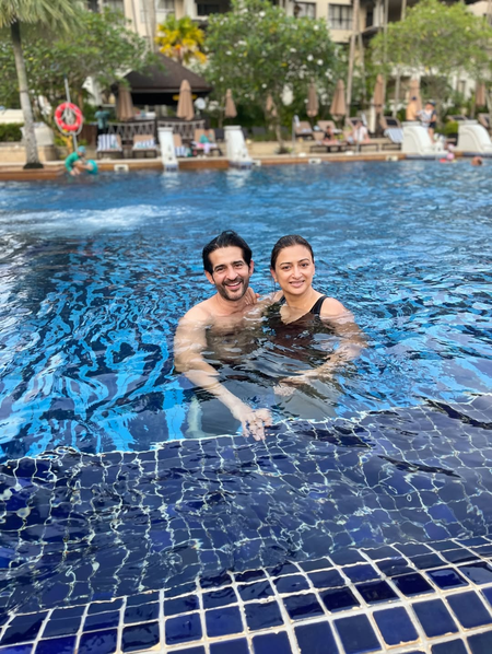 Hiten Tejwani, Gauri Pradhan "chill" in Thailand's swimming pool ahead of latter's birthday