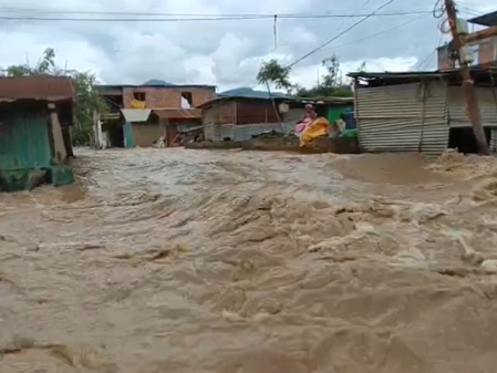 इम्फाल ईस्ट में इरिल नदी का कहर! हजारों घर जलमग्न, लमलाई में फसलें तबाह इम्फाल ईस्ट में इरिल नदी का कहर! हजारों घर जलमग्न, लमलाई में फसलें तबाह