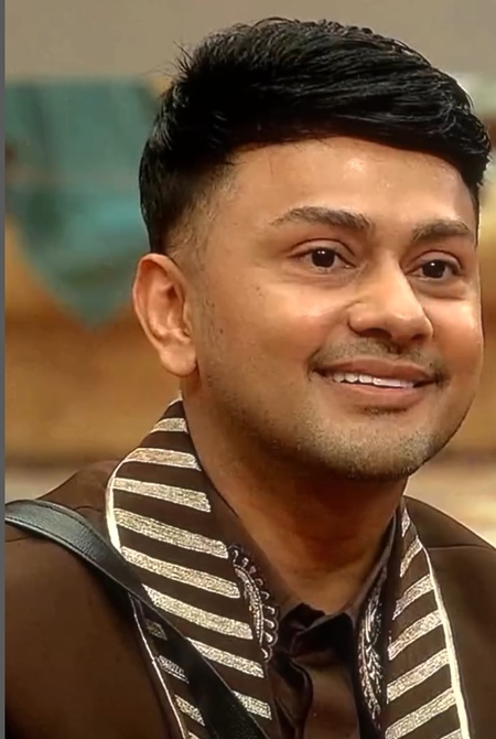 ‘Bigg Boss 19’: Awez Darbar talks about playing football with Ranbir Kapoor, Virat Kohli ‘Bigg Boss 19’: Awez Darbar talks about playing football with Ranbir Kapoor, Virat Kohli