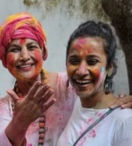 Tannishtha Chatterjee wishes ‘incredible woman’ Shabana Azmi on 75th b’day