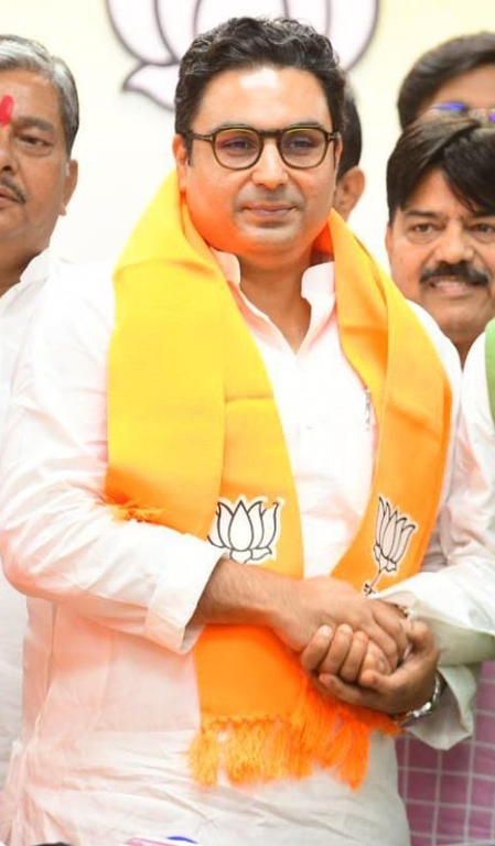 BJP leader Siddharth Tiwari calls Digvijaya Singh 'Maulana', says ex-MP CM always conspired against Srinivas Tiwari